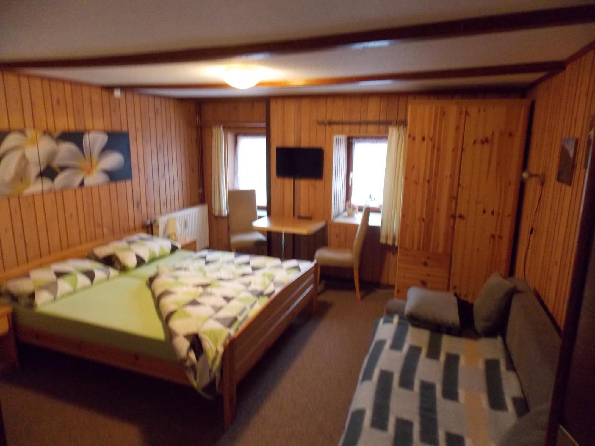 Pension Gaststaette Tannenhof Saupsdorf 外观 照片